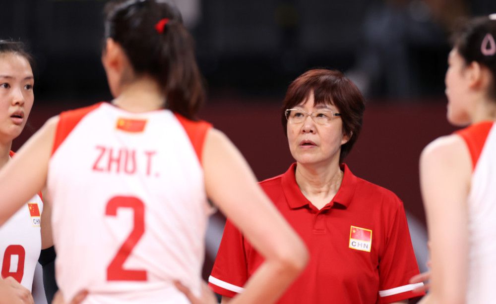 对此，他回应：《江湖儿女》代表的是属于中国人的江湖，它不是《教父》或《美国往事》，它不讲传成、没有仪式
